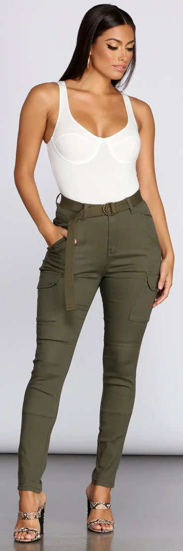 Babe in Skinny Cargo Pants