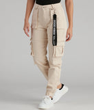 The Major Cutie Cargo Joggers in ivory, women's cargo joggers crafted for a casual style, are perfect for relaxed spring outings or gatherings.