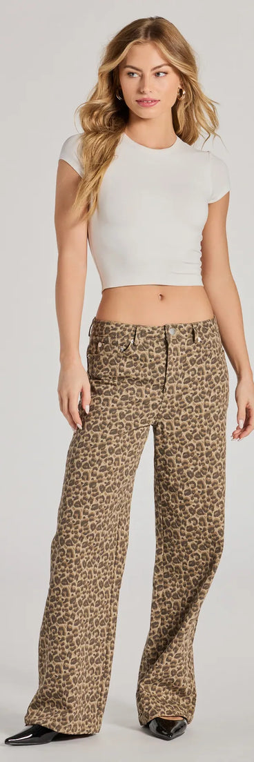 
Upgrade your style game for 2025 with the Wildly Chic Mid-Rise Leopard Print Baggy Pants in leopard, perfect for any fashion-forward wardrobe.