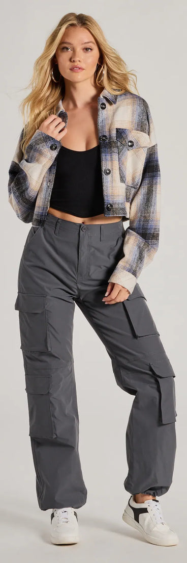 A stylish choice for adding an edgy flair to your everyday attire, the Trendy Life High Rise Cargo Pants in charcoal are utility-inspired cargos for women that create a bold yet functional on-trend outfit.