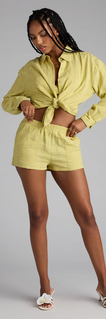 Look instantly put-together in the Summer Mode High-Rise Cotton Shorts, part of a matching chartreuse clothing set designed for chic, no-fuss fall outfits.