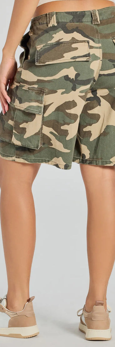The Effortlessly Cool Mid-Rise Camo Cargo Shorts is a trendy women's bottom in olive green, designed with modern details and alluring textures to complete chic outfits for 2025.