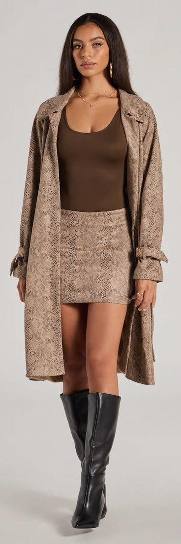 Effortlessly create party outfits or vacation-ready looks with the Chic Mood Snake Print Faux Suede Mini Skirt, one part of a versatile women's taupe matching set perfect for quick and easy outfit combinations from layering chic outfits to transitioning your look seamlessly.