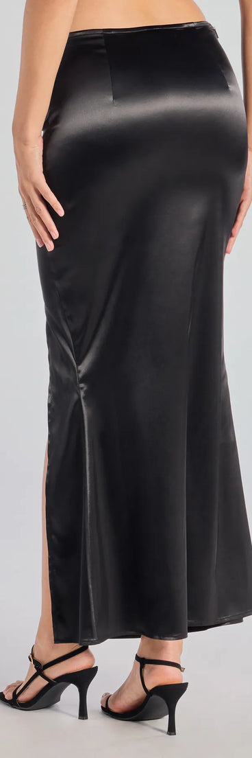 Designed for campus outfits, sleek workwear, and on-the-go moments, the Luxury Feels High-Rise Slit Satin Midi Skirt is a trendy black bottom for women bringing effortless fall versatility.