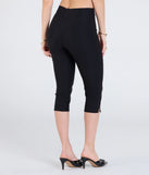 Create bold, fashion-forward looks for spring or summer with the 90s Sleek High-Rise Capri Pants in black, a must-have piece from Windsor’s collection of stylish bottoms for women.
