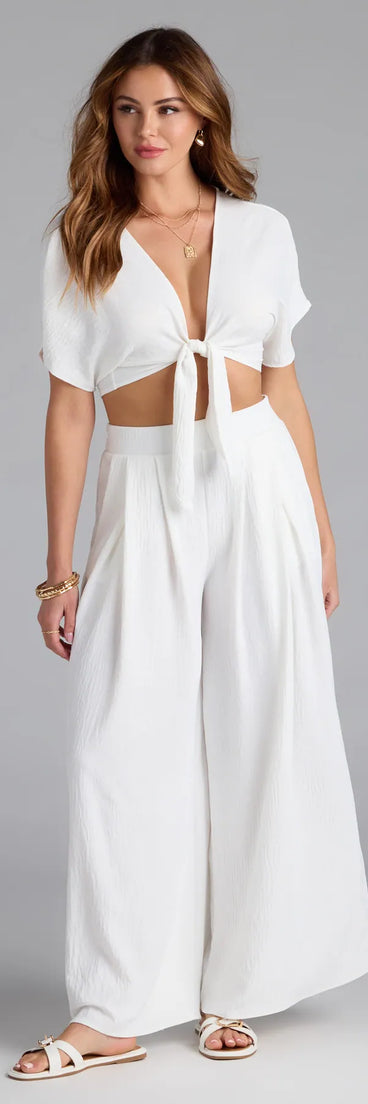 Serve effortless style and scroll-stopping energy in the Weekend Vibes Wide-Leg Palazzo Pants, part of a ivory matching clothing set that does the work for you with bold, polished vibes from top to bottom.