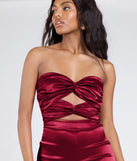 Create bold, fashion-forward looks for spring or summer with the Looking Luxe Cutout Satin Wide-Leg Jumpsuit in red, a must-have piece from Windsor’s collection of stylish bottoms for women.