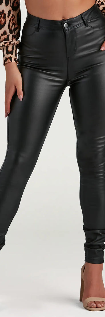 Celebrate in style with this stunning black going-out outfit essential, the High-Rise Coated Skinny Pants, featuring the latest statement-making details and a glamorous design perfect for any festive 2025 event.