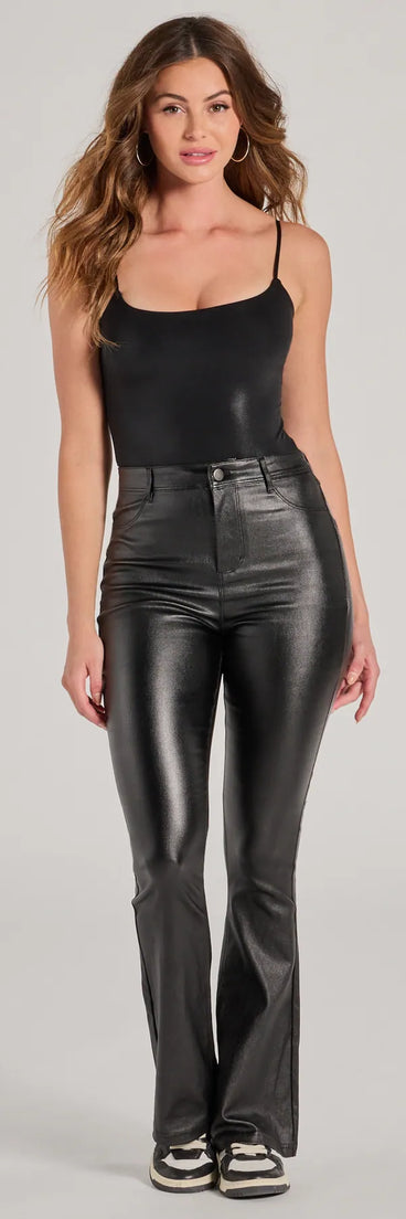 Stay polished and comfortable in the Sleek Business High-Rise Faux Leather Flare Pants, trendy black pants for women that transition from everyday looks to weekend slay.