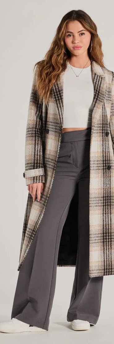 Upgrade your style game for 2025 with the Stylish Vibe Corduroy Mini Skort in charcoal, perfect for any fashion-forward wardrobe.