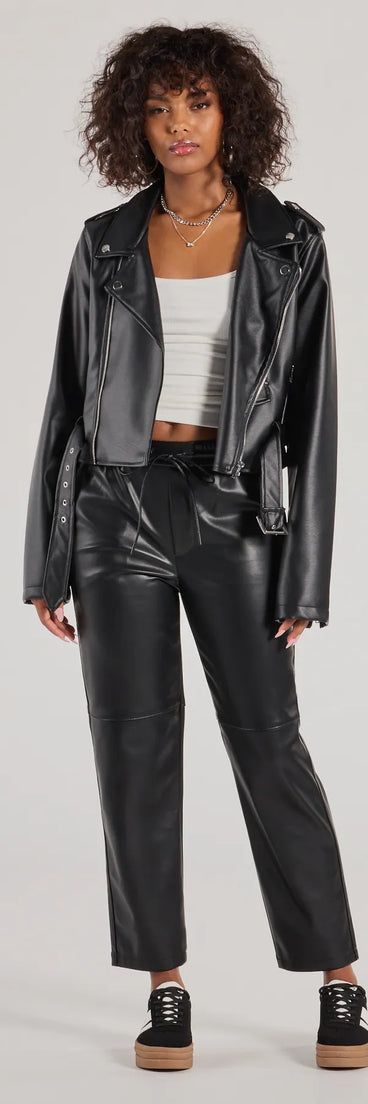 
Upgrade your style game for 2025 with the Classic And Chic Wide-Leg Trouser Pants in black, perfect for any fashion-forward wardrobe.