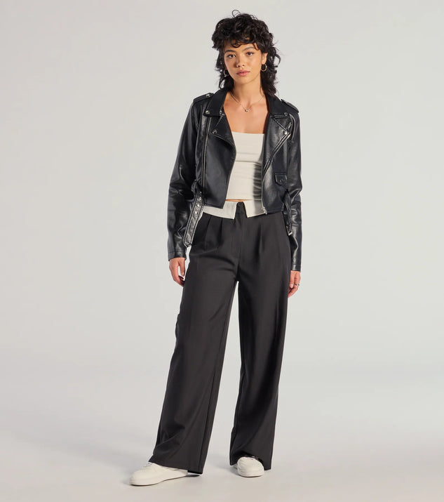 
Upgrade your style game for 2025 with the First Look Contrast Wide-Leg Pants in black, perfect for any fashion-forward wardrobe.