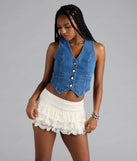 The Cutesy Perfection Ruffled Lace Mini Skort in off-white features a short, flattering cut designed to elevate your look with just the right amount of edge.