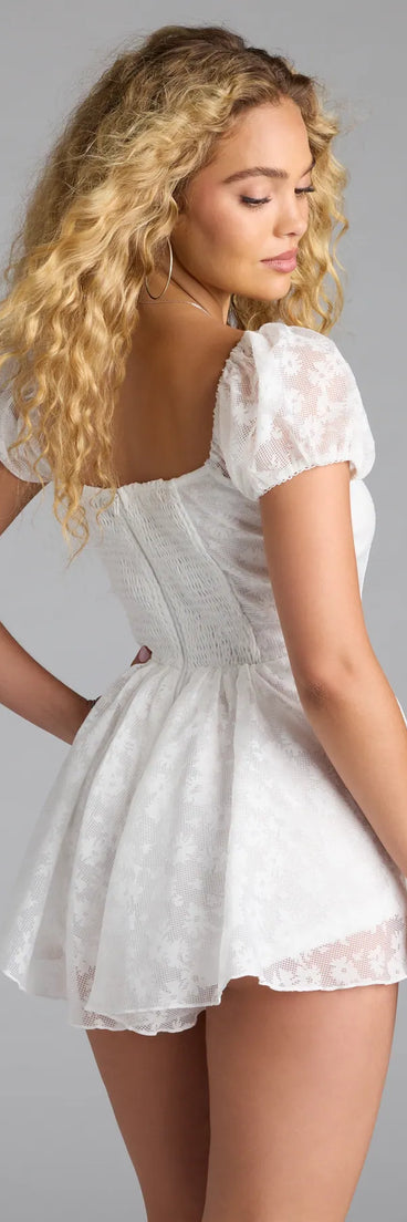 Designed for campus outfits, sleek workwear, and on-the-go moments, the Dream Of Me Puff Sleeve Romper is a trendy ivory bottom for women bringing effortless fall versatility.