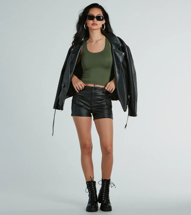 The Turn Up Cargo Metallic Faux Leather Shorts in black brings edge and energy to your vibe, ready to elevate any festival look or concert outfit.
