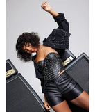 Step out in the Turn Up Cargo Metallic Faux Leather Shorts, a sleek black short made to pair with summer tops and create scroll-stopping going-out looks.