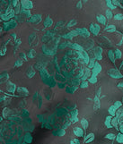 The Prettiest Of Them All Strapless Floral Skater Romper in hunter green is an elevated pick for your best outfit yet, effortlessly delivering a polished look that's sure to turn heads at any celebration.