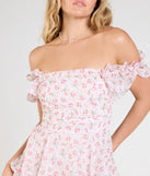 With flirty movement and built-in comfort, the Brunch At Noon Off-The-Shoulder Floral Romper in blush is your one-and-done fit for dancing, posing, and catching looks.