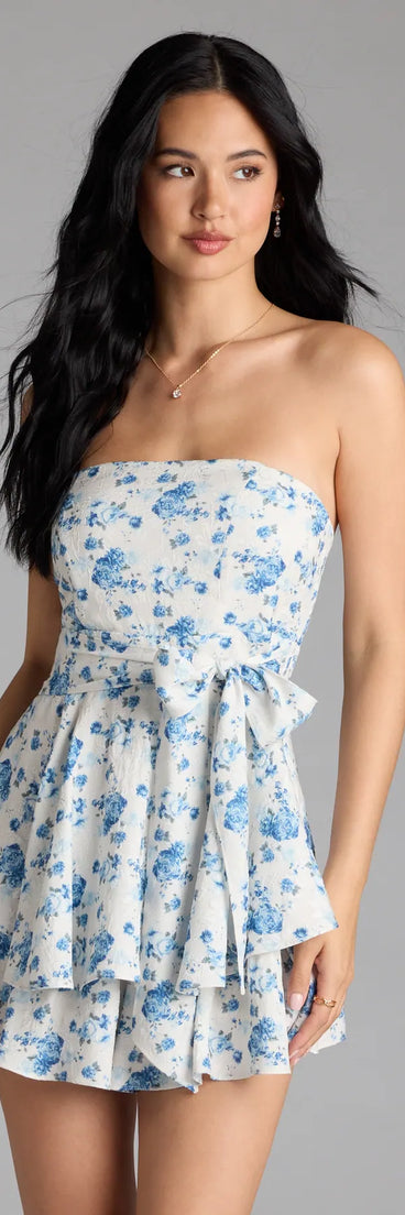 Choosing a ivory romper like the Standout Cutie Bow Floral Romper means you’re ready for anything—no outfit planning needed, just style, go, and glow.