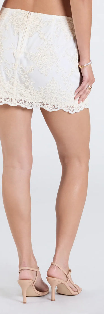 Serve effortless style and scroll-stopping energy in the Boho Muse Lace Embroidered Mini Skirt, part of a natural matching clothing set that does the work for you with bold, polished vibes from top to bottom.