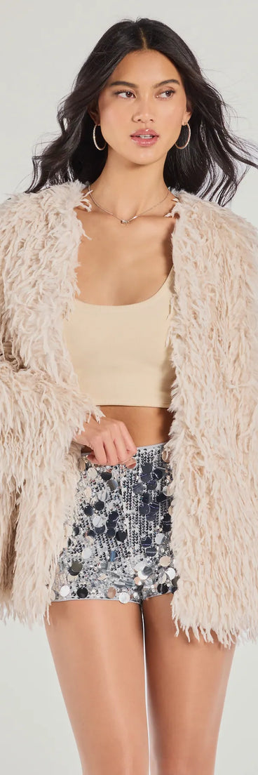 Designed for campus outfits, sleek workwear, and on-the-go moments, the Time To Celebrate Sequin Hot Shorts are trendy silver bottoms for women bringing effortless fall versatility.