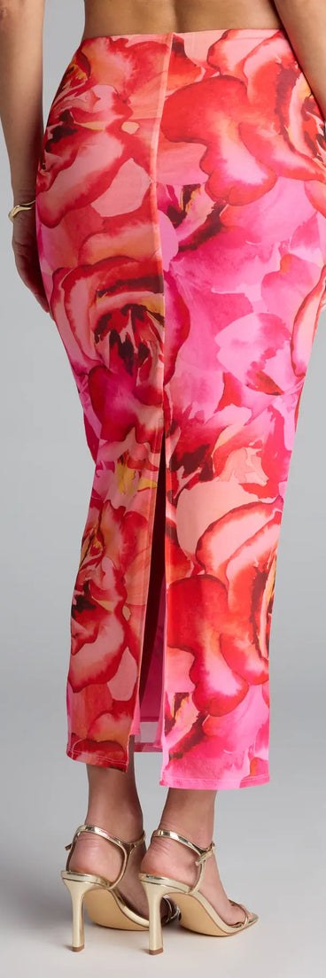 Style up your rotation with the She Came to Slay Floral Maxi Skirt , a trendy fuchsia skirt made to anchor every outfit with attitude and ease.