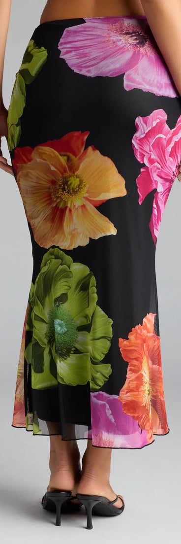 Style up your rotation with the Island Muse Tropical Floral Maxi Skirt , a trendy black skirt made to anchor every outfit with attitude and ease.