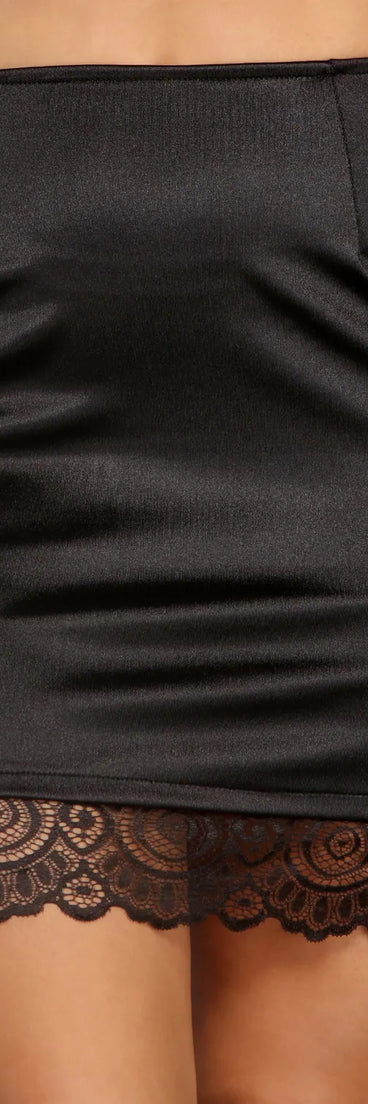 Trendy Lace Trim Mini Skirt