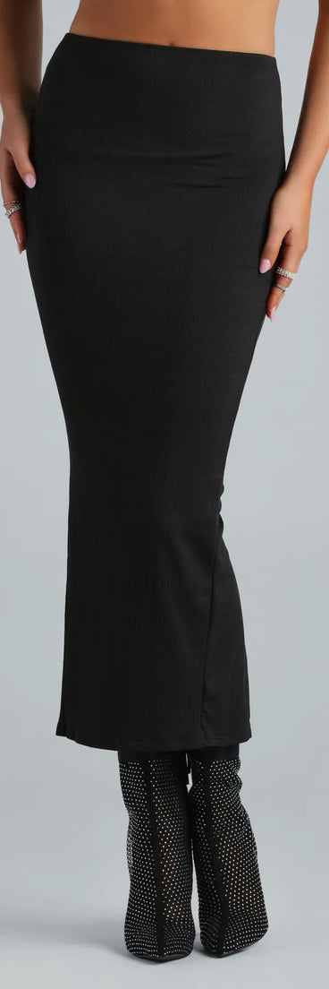 Streamlined Silhouette Smooth Knit Maxi Skirt