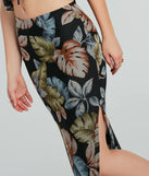 
Upgrade your style game for 2025 with the Gorgeous Getaway Tropical Print Maxi Skirt in black, perfect for any fashion-forward wardrobe.