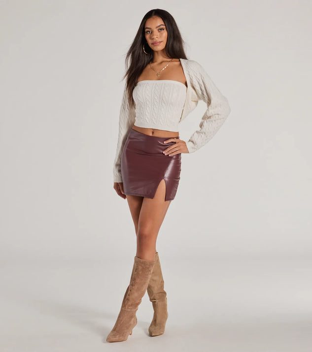 The Bold Allure Faux Leather Mini Skirt in wine features a short, flattering cut designed to elevate your look with just the right amount of edge.