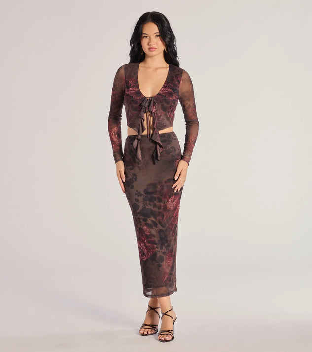 Effortlessly create party outfits or vacation-ready looks with the Wild Blossom Abstract Print Maxi Skirt, one part of a versatile women's brown matching set perfect for quick and easy outfit combinations from layering chic outfits to transitioning your look seamlessly.