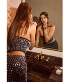 Designed for campus outfits, sleek workwear, and on-the-go moments, the All That Shines Rhinestone Fishnet Maxi Skirt is a trendy black bottom for women bringing effortless fall versatility.
