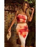 The Outside The Lines Floral Print Maxi Skirt is a trendy women's bottom in ivory, designed with modern details and alluring textures to complete chic outfits for 2025.