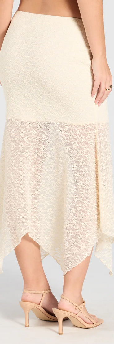 Create bold, fashion-forward looks for any event or for your page with the Boho Babe Lace Hanky Hem Maxi Skirt in ivory, a must-have piece from Windsor’s collection of stylish bottoms for women.