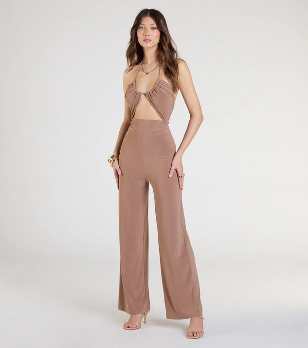 Pair the Let's Vacay Halter Cutout Wide-Leg Jumpsuit with your favorite sandals or sneakers for effortless warm-weather looks with on-trend mocha brown jumpsuits that speak your style.
