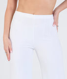 Create bold, fashion-forward looks for spring or summer with the On The Go High-Rise Crepe Trouser Pants in ivory, a must-have piece from Windsor’s collection of stylish bottoms for women.