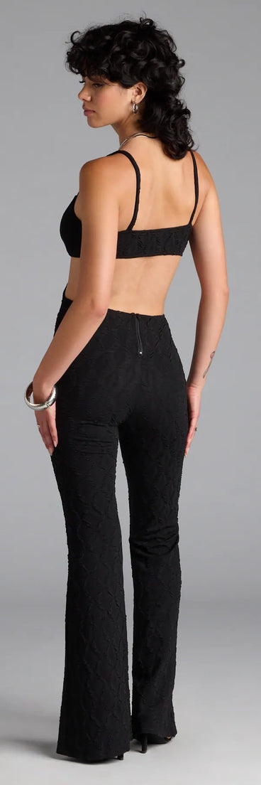 Step out in the Being Sultry Cutout Wide-Leg Jumpsuit, a black jumpsuit made to elevate your vibe from brunch to after-dark plans with ease and polish.