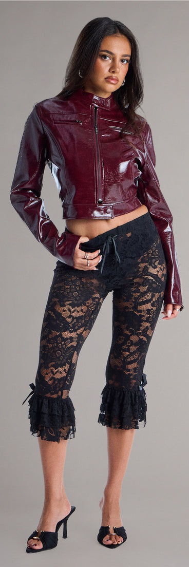 Make a fall statement in the Lace Games Ruffle Capri Pants, a closet must-have among fall bottoms for women.