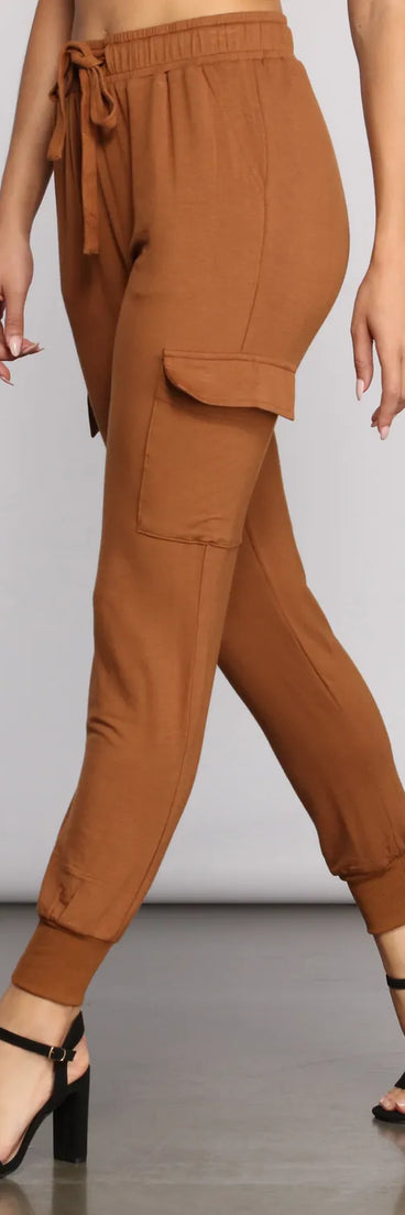 Essential High Waist Cargo Joggers