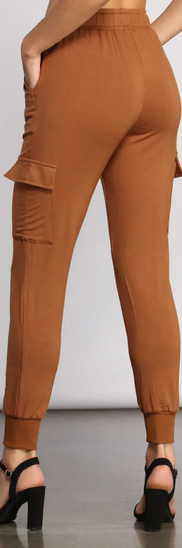 Essential High Waist Cargo Joggers