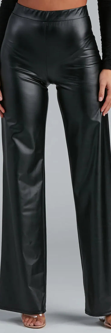 Trendsetting Moment Faux Leather Pants