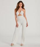 
Upgrade your style game for 2025 with the Raise The Bar Wide-Leg Jumpsuit in black, perfect for any fashion-forward wardrobe.
