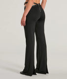 
Upgrade your style game for 2025 with the Country Edge Buckle High-Rise Waist Flare Pants in black, perfect for any fashion-forward wardrobe.