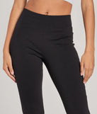 Create bold, fashion-forward looks for spring or summer with the Forever On Trend High Rise Ponte Capri Pants in black, a must-have piece from Windsor’s collection of stylish bottoms for women.