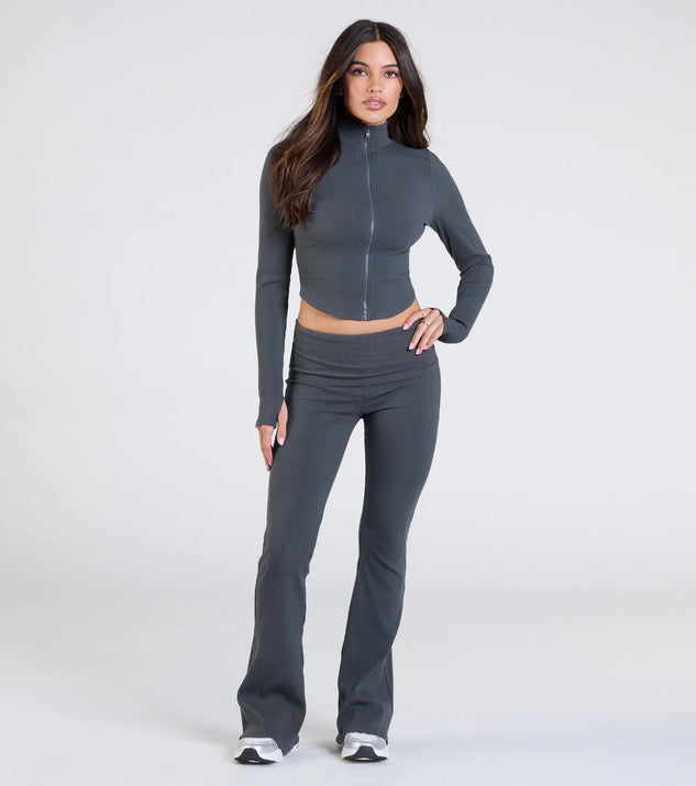 Serve effortless style and scroll-stopping energy in the At Your Leisure Mid-Rise Flare Pants, part of a gray matching clothing set that does the work for you with bold, polished vibes from top to bottom.