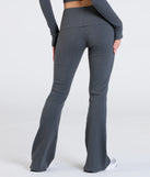 Create bold, fashion-forward looks for spring or summer with the At Your Leisure Mid-Rise Flare Pants in gray, a must-have piece from Windsor’s collection of stylish bottoms for women.