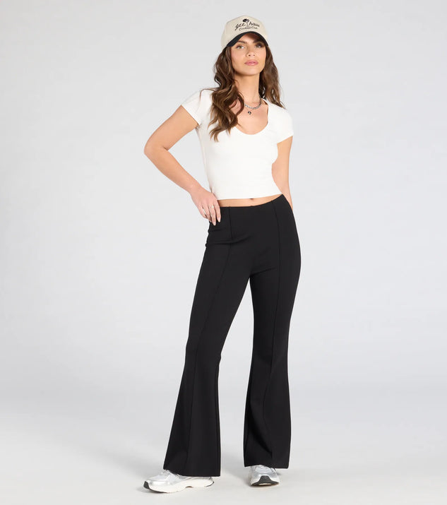 Create bold, fashion-forward looks for spring or summer with the On The Go Ponte Knit Flare Pants in black, a must-have piece from Windsor’s collection of stylish bottoms for women.