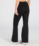 Create bold, fashion-forward looks for spring or summer with the On The Go Ponte Knit Flare Pants in black, a must-have piece from Windsor’s collection of stylish bottoms for women.