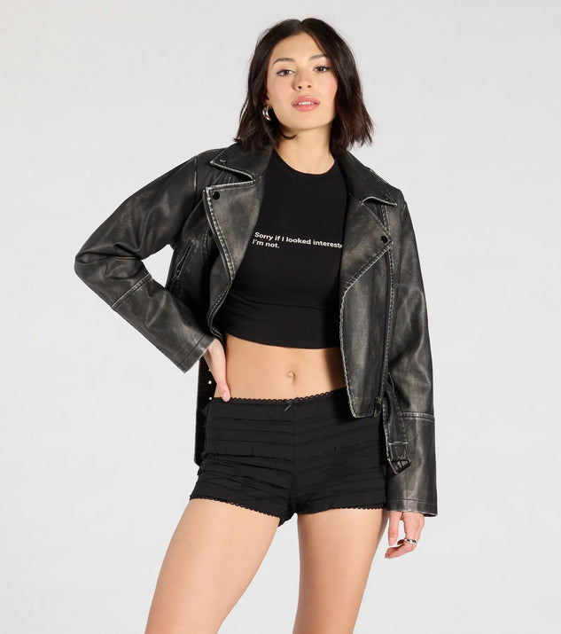 Create bold, fashion-forward looks for spring or summer with the Flirty Vibes Ruffled Knit Hot Shorts in black, a must-have piece from Windsor’s collection of stylish bottoms for women.